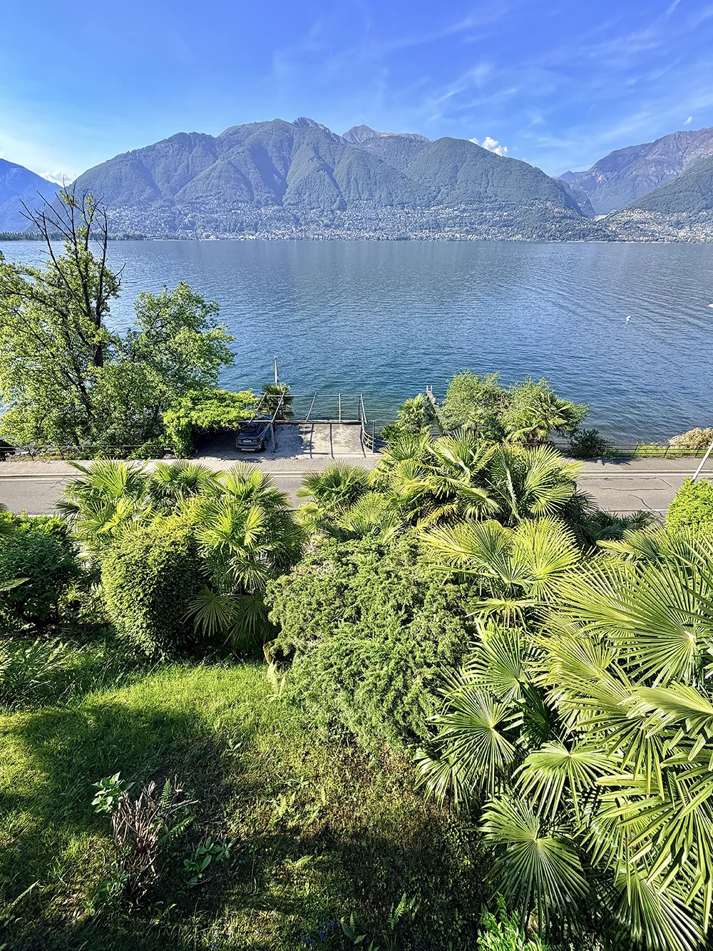 Design-Ferienwohnung-Seeblick-mieten-Lago-Maggiore